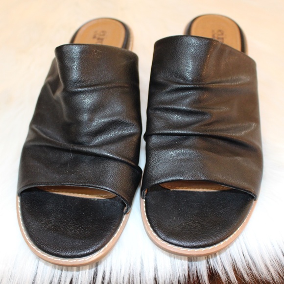 EuroSoft by Sofft, black Corley open toe slide sandals - Picture 4 of 12